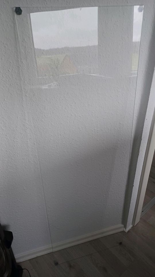 Ikea Malm Glasplatte in Rümpel
