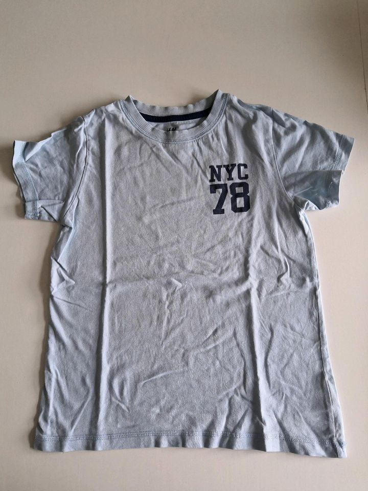 Shirt T-Shirt hellblau Gr 134 140 in Zirkow