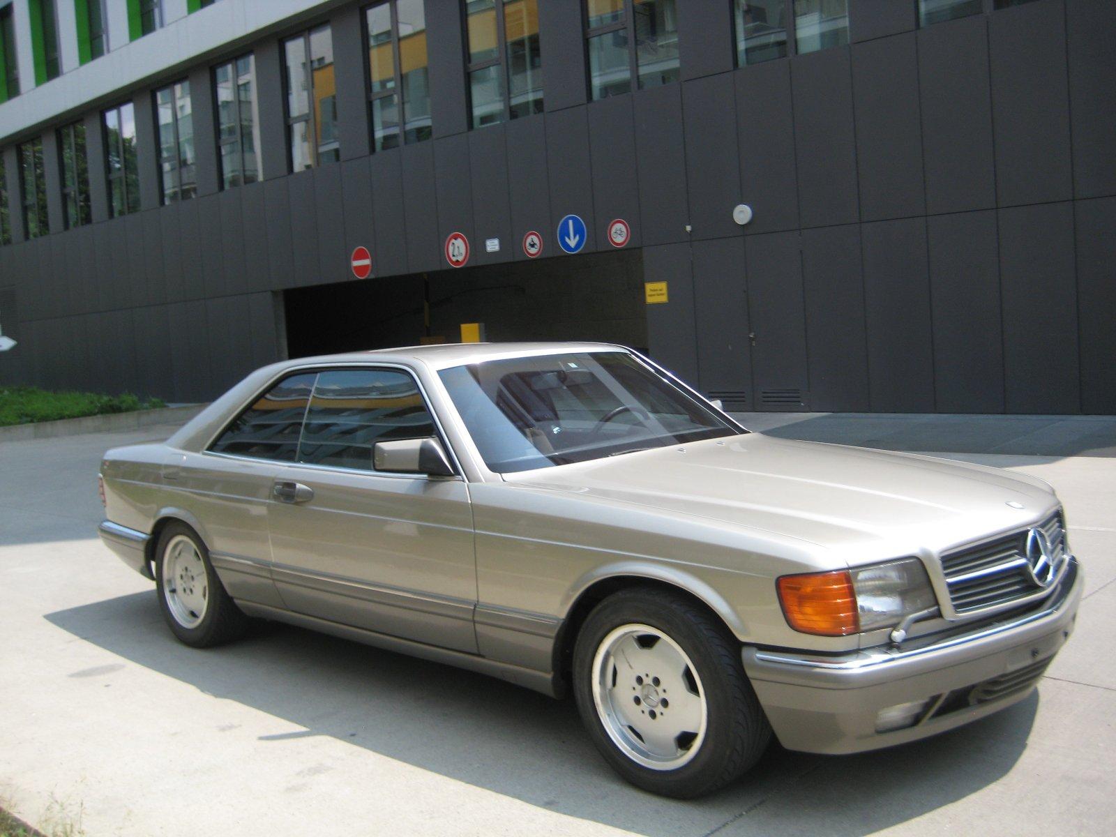 Abbildung des Autos Mercedes-Benz 560 SEC, r…