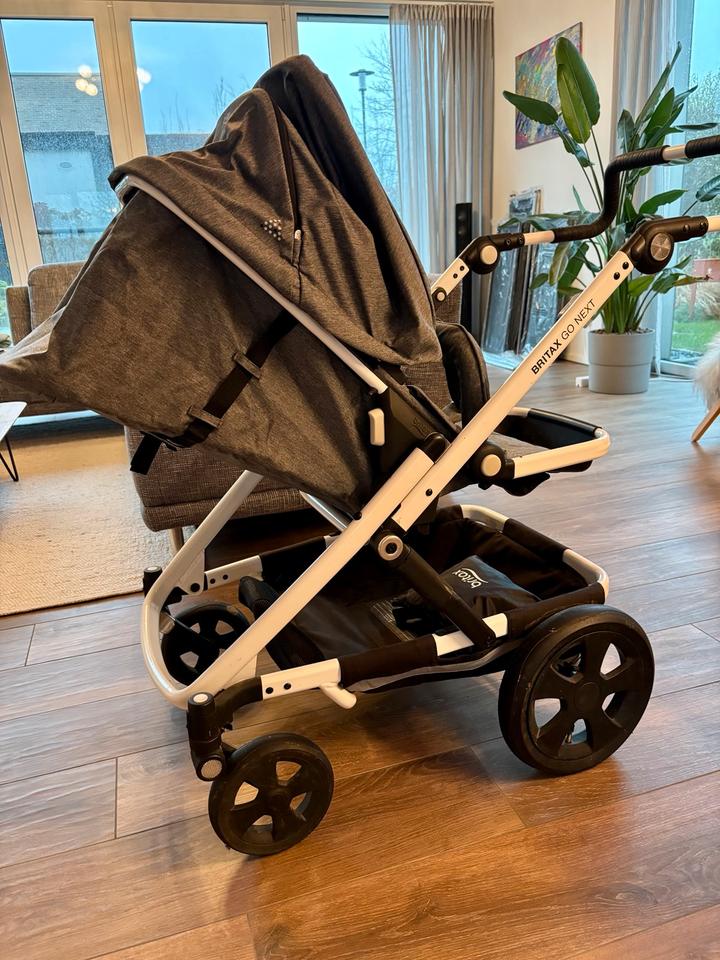 Wie neu Britax Römer Go Next Kinderwagen und Buggy in Willich