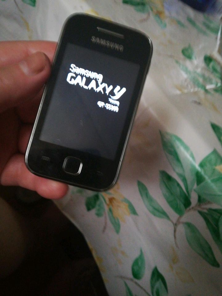 Mini Handy Samsung Galaxy in Eisenach