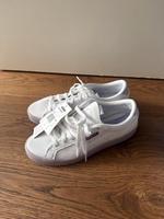 Adidas Sleek neu mit Etikett 38 Frankfurt am Main - Sachsenhausen Vorschau