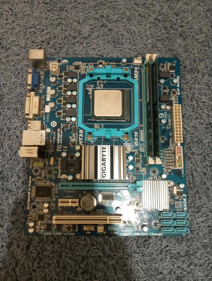 Mainboard mit Prozessor und RAM in Cuxhaven