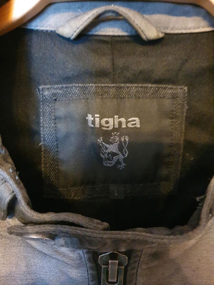 Tigha Bikerjacke Jacke Used Look neuwertiger Zustand L in Göttingen