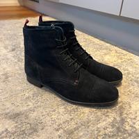 Tommy Hilfiger Stiefeletten Anzugschuhe Damen Blau Wildleder 38 Bayern - Otterfing Vorschau