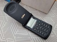 Motorola StarTAC e-plus Handy MP1 1E11 - Made in USA Top Zustand Hannover - Döhren-Wülfel Vorschau