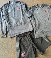 Matchworn Set Carina Wenninger FC Bayern München Frauen Adidas Saarland - Neunkirchen Vorschau