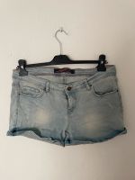 Zara Jeans Short hellblau 40 Stuttgart - Stuttgart-Süd Vorschau