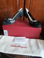 Salvatore Ferragamo fabelhafte bequeme Pumps Mesh Dots Schw. Gr6D Kr. Passau - Passau Vorschau