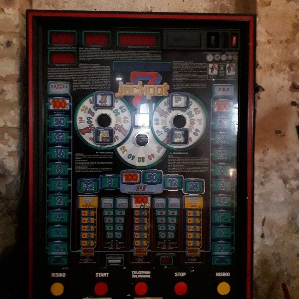 Spielautomat Jackpot7 in Halle