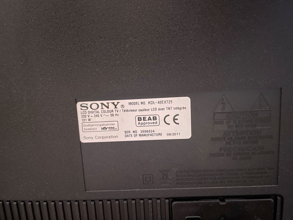 Sony Bravia 40 Zoll, Full HD, LCD in Gießen