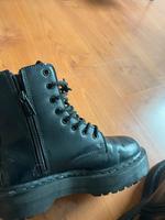 Dr Martens Stiefel Plateau Vegan Hessen - Gießen Vorschau