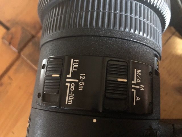 Nikon ED AF-S Nikkor 500mm 1:4 Objektiv und Köchertasche in Hamburg