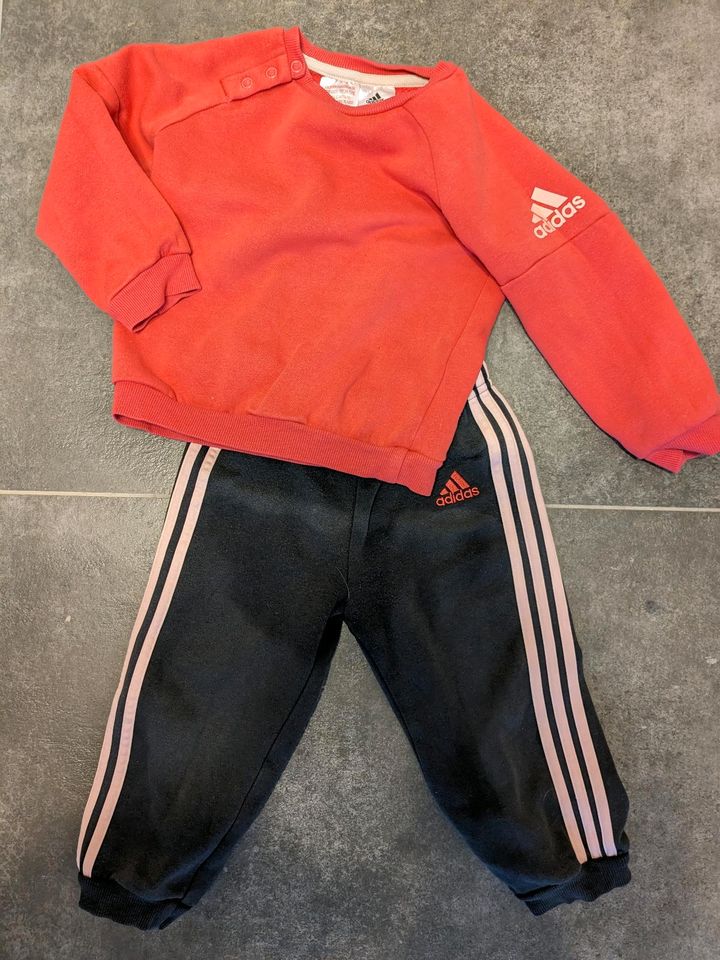 Adidas Jogginganzug Gr. 86 rot schwarz Pink Mädchen in Viersen