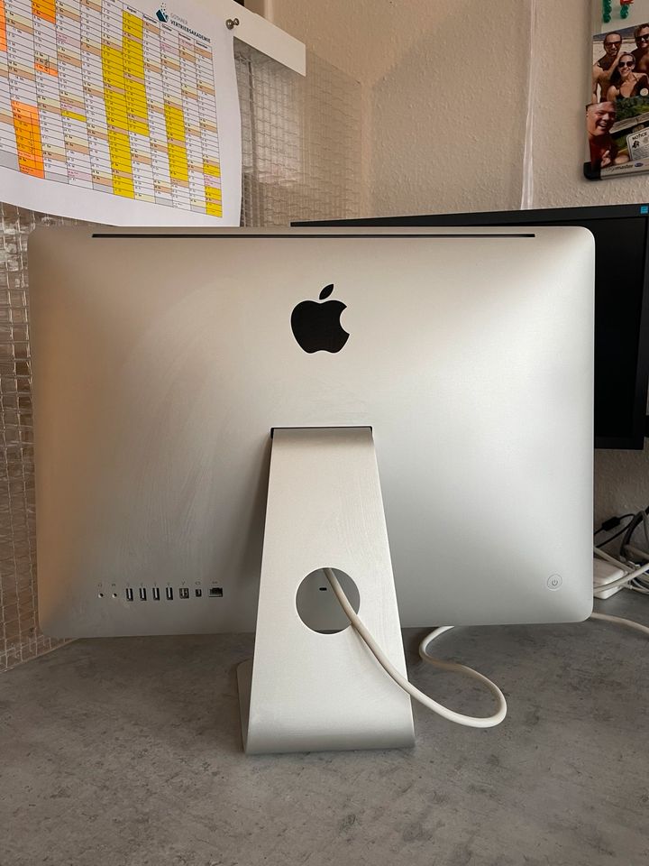 Apple IMac (21,5“, Mitte 2010) in Köln