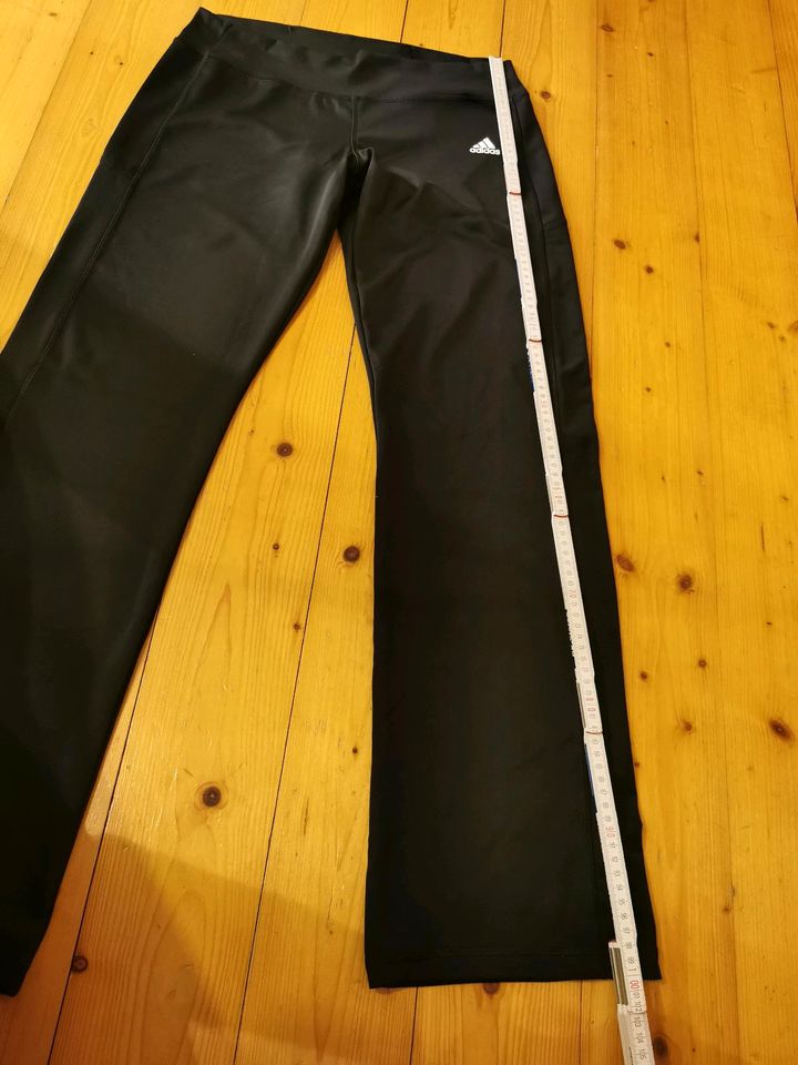 Neue Leggins Adidas, Gr. L in Friedrichshafen