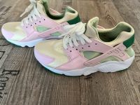 Nike Huarache Run SE 38,5 Berlin - Friedrichsfelde Vorschau