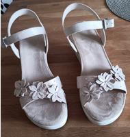 DAMEN-SANDALEN gr.40 WIE NEU - Farbe beige ,,Absatzhöhe 7 cm .... Baden-Württemberg - Oberderdingen Vorschau
