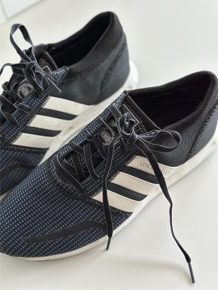 Adidas los angeles 42 2025