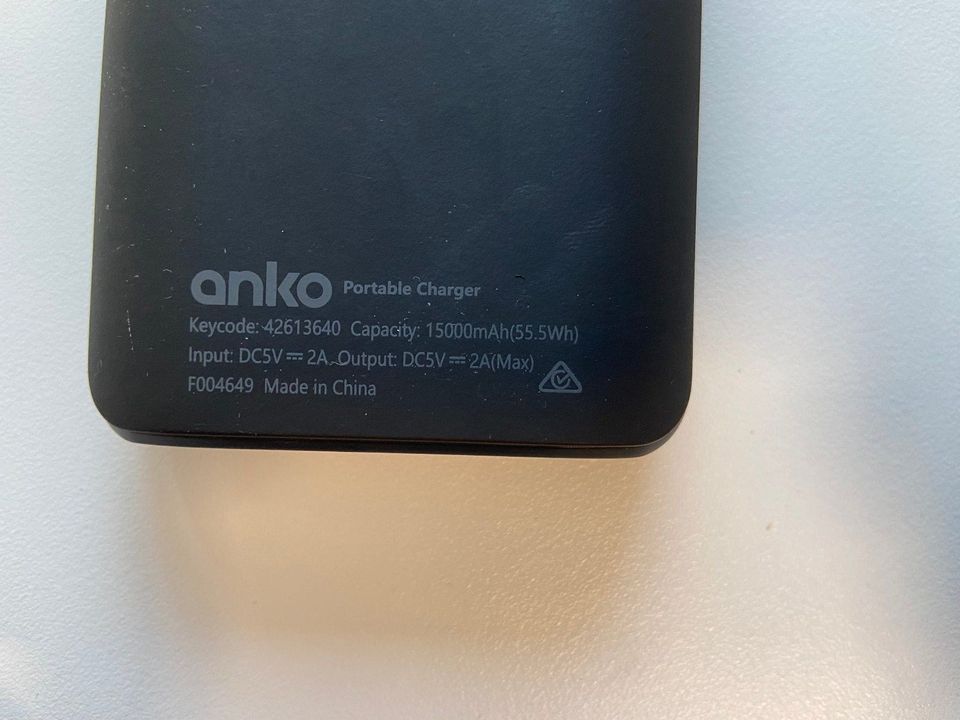 anko Powerbank 15.000 mAH schwarz, Model 42613640 in Erftstadt