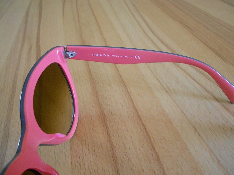 Sonnenbrille Prada in Diedorf