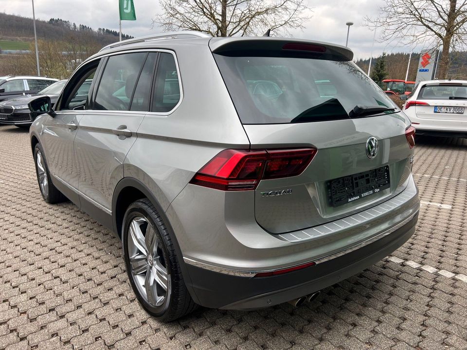 Volkswagen Tiguan Highline 4Motion Navi+LED+Panodach+AHK in Olpe