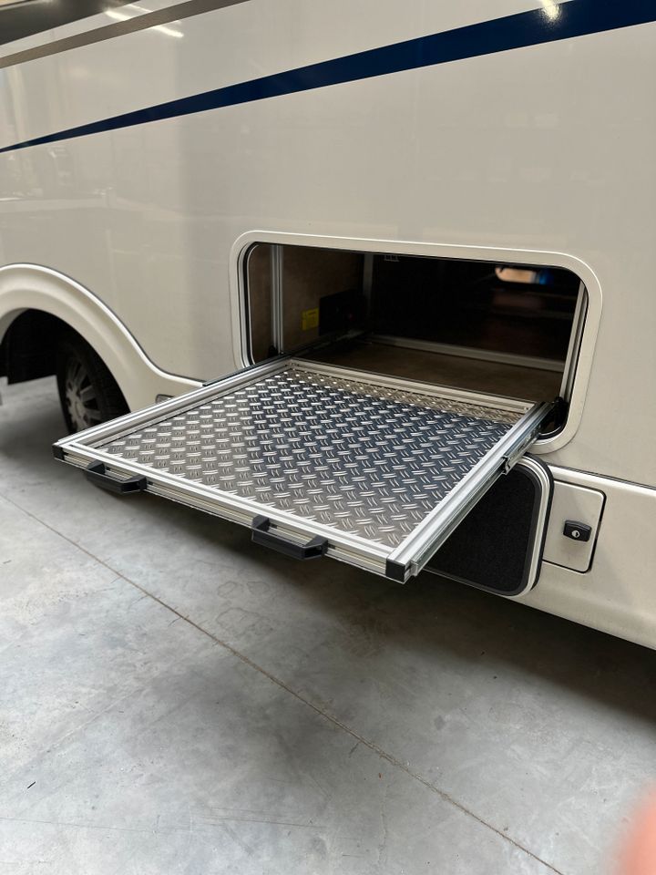 Wohnmobil-Regal Aluminium 30x30 2 x Auszug L 2115 mm,Doppelbodenauszug-Concorde Carver Auszug-Unterflur Auszug-Heckgaragensysteme-Regalbau Wohnmobil in Dinklage