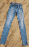 Tommy Hilfiger Sommer Jeans Stretch hellblau Gr. 28/34 wie neu Nordrhein-Westfalen - Werl Vorschau