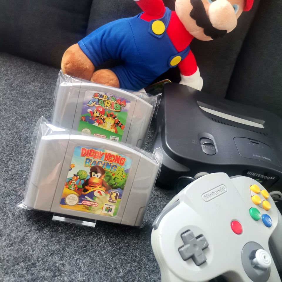 NINTENDO 64 Konsole Spiele Set N64 in München