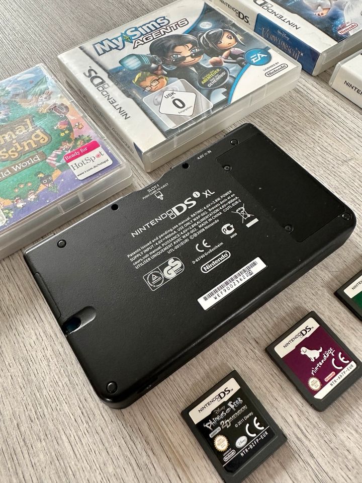 Nintendo DS XL Konsole 9 Spiele Blau MySims Mario Animal Crossing in Bochum