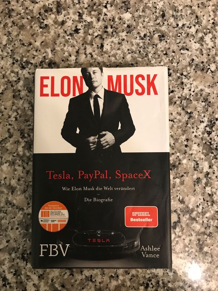 Elon Musk Tesla, Pay Pal, SpaceX wie Elon Musk die Welt verändert in Braunschweig