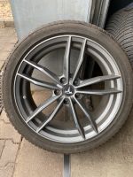 Kompletträder Tesla Model 3 Bridgestone 245/40R19 Allwetter Brandenburg - Hoppegarten Vorschau