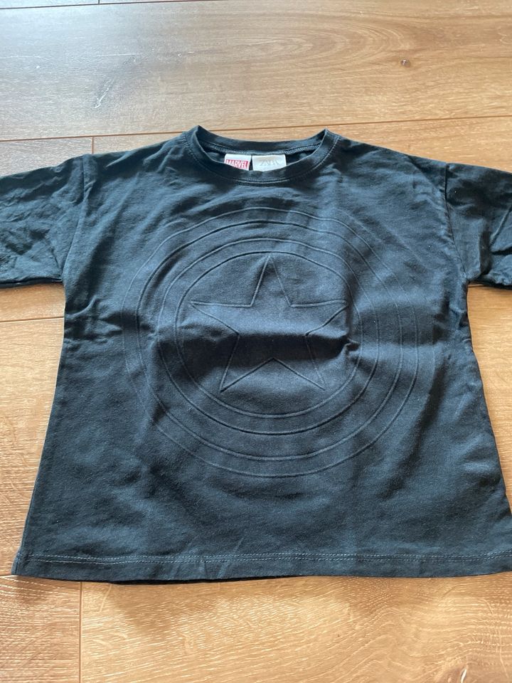 Jungen Sommer Shirt von Zara Marvel, Größe 104 in Bielefeld