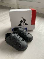 22 Turnschuhe schwarz le coq sneakers Nordrhein-Westfalen - Kirchlengern Vorschau