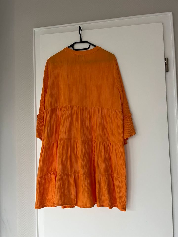 Wunderschönes Sommerkleid ONLY Größe S top modisch in Bad Oeynhausen