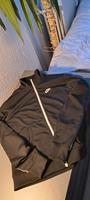 Nike Strickjacke wie neu Berlin - Neukölln Vorschau
