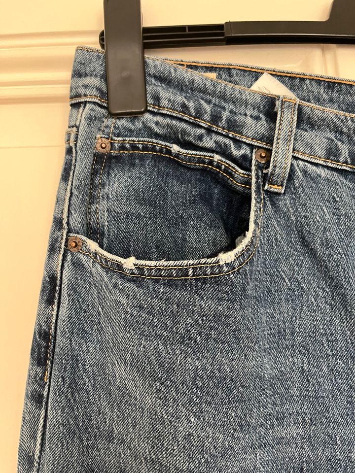 Levi‘s 70s Slim Straight Jeans, Gr. 32/31 in Wuppertal