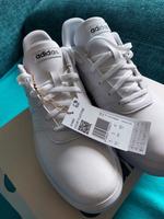 Adidas Sneaker Größe 42 Sachsen-Anhalt - Halle Vorschau