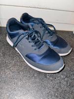 Lacoste Damenschuhe Sneaker Sportschuhe 40 dunkelblau Bayern - Starnberg Vorschau