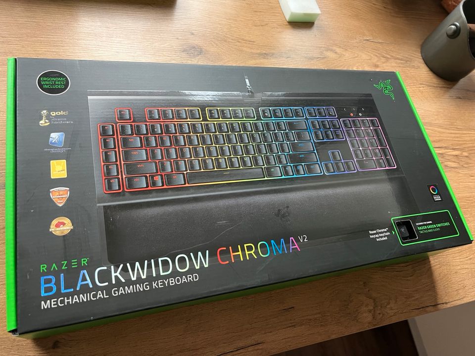 BLACKWIDOW CHROMA Gaming Tastatur top OVP in Hamburg