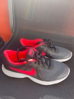 Nike Sneaker Revolution in Gr. 38 Hessen - Hanau Vorschau