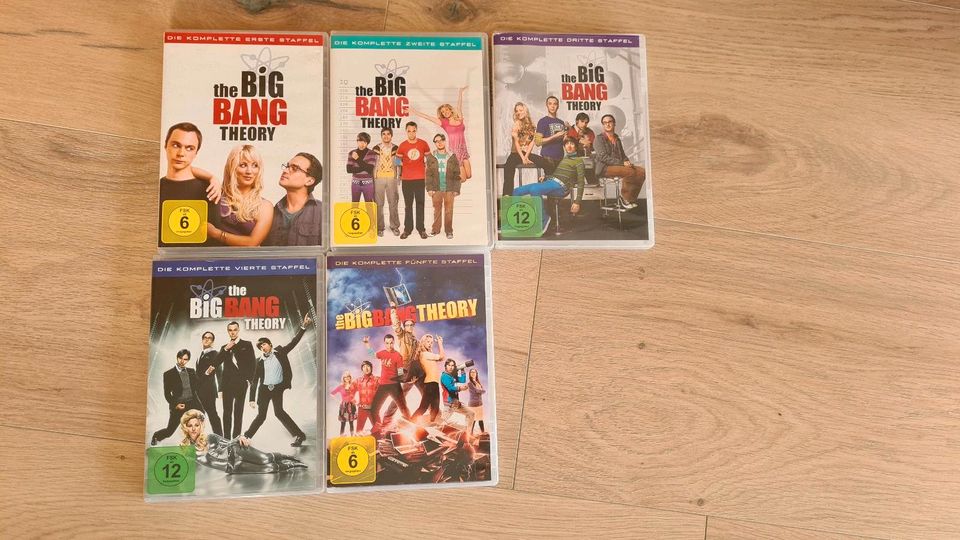 Verschiedene DVDs Filme und Serie Paket oder Einzelverkauf in Pöhl