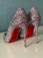 Christian Louboutin Schuhe Köln - Merkenich Vorschau