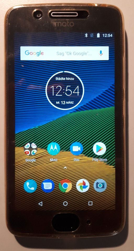 Motorola G5 mit austauschbaren Akku & Dual-SIM in Peine