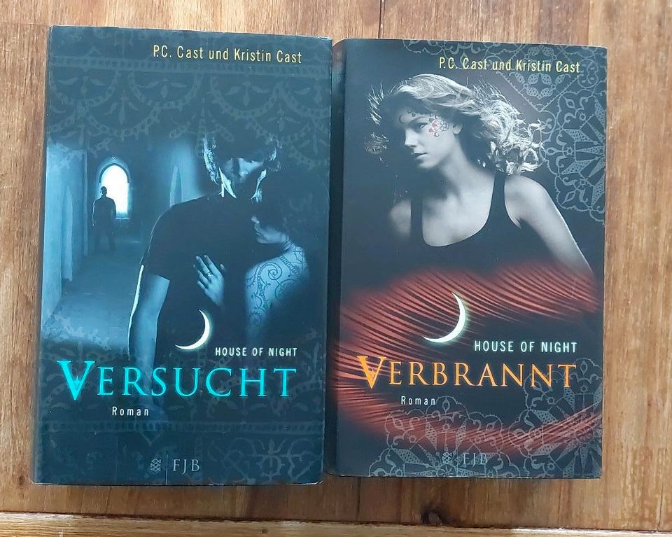 Buchreihe "House of Night" Band 6+7 (P.C. Cast und Kristin Cast) in Braunschweig