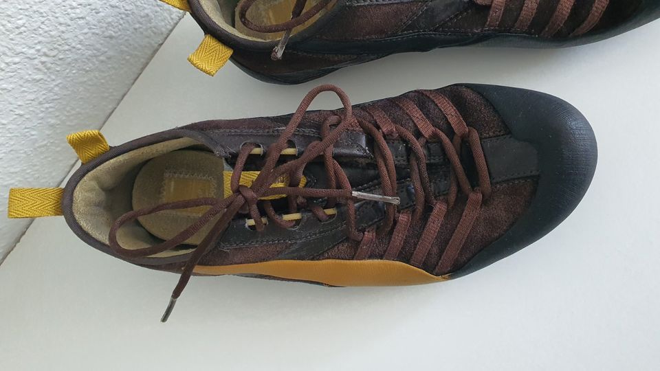Puma Sneaker Vintage Gr. 9/43 - Hugo Boss Floris Nike in München