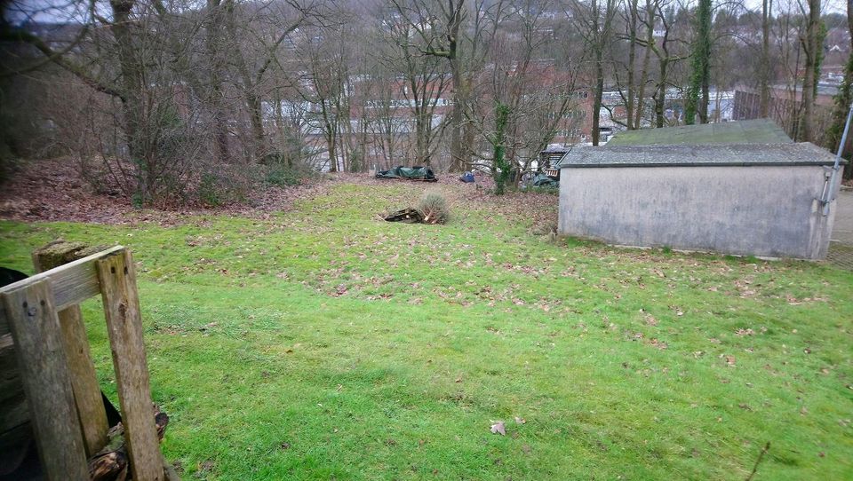 Provisionsfrei! Grundstück mit Garage in Wuppertal