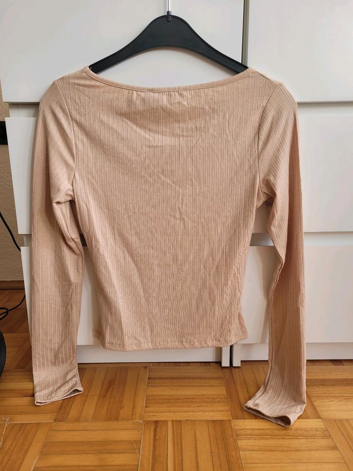 Shirt von NAKD, beige gerippt, Langarm, Raffung, XS in Düsseldorf