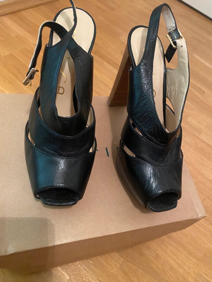 Sling Peep toe Gr 40 in Karlsruhe