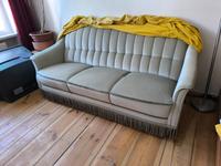 Doppelbett Kleiderschrank Tisch Sofa zu verschenken Berlin - Schöneberg Vorschau